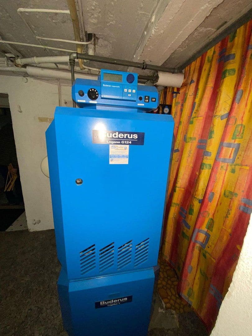 Predaj domu 174 m², pozemek 1.787 m², Alte Heerstraße 25, Wesendorf, Dolné Sasko Predaj domu 174 m², pozemek 1.787 m², Alte Heerstraße 25, Wesendorf, Dolné Sasko