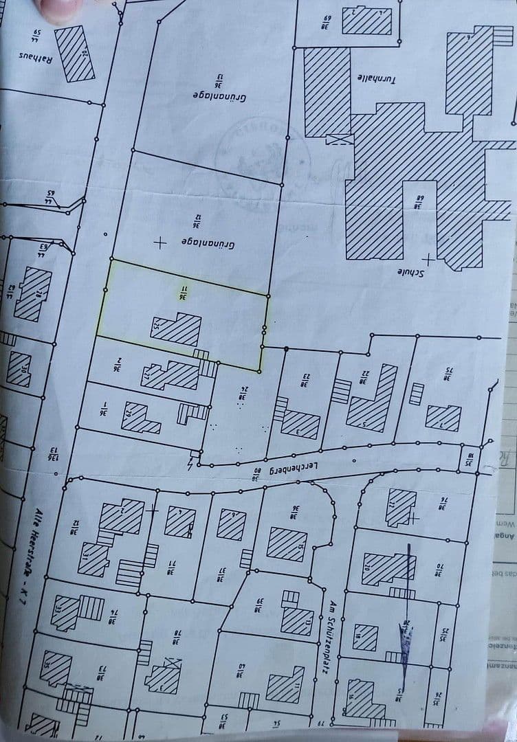 Predaj domu 174 m², pozemek 1.787 m², Alte Heerstraße 25, Wesendorf, Dolné Sasko Predaj domu 174 m², pozemek 1.787 m², Alte Heerstraße 25, Wesendorf, Dolné Sasko