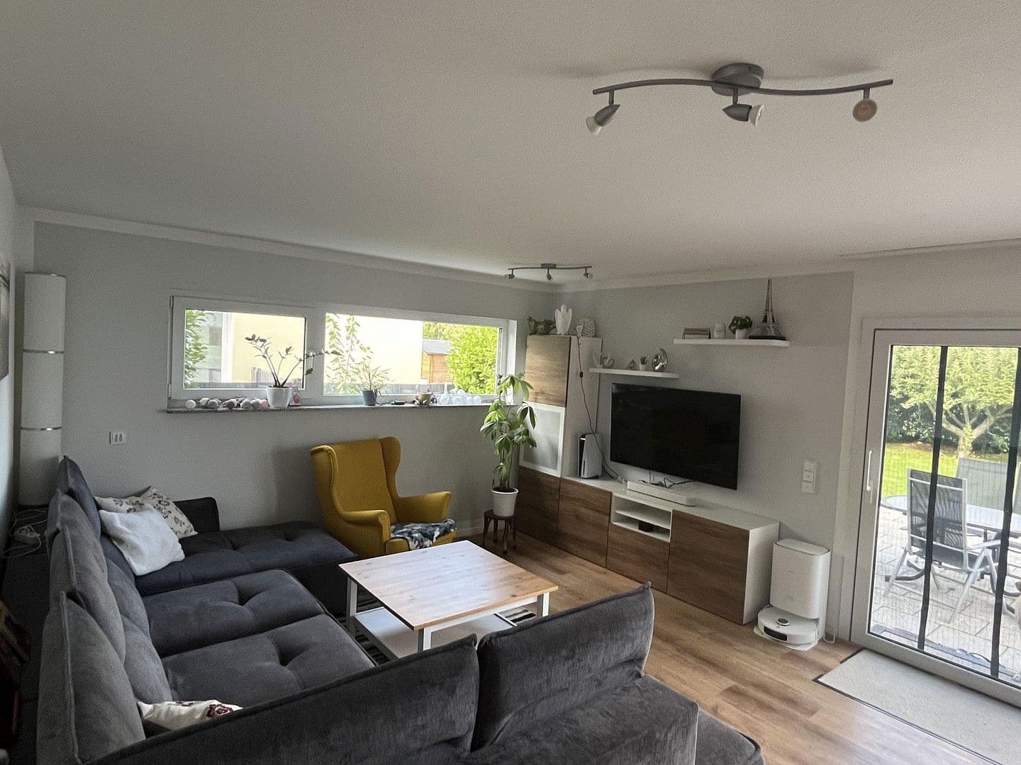 Predaj domu 126 m², pozemek 514 m², Bürstadt, Hesensko Predaj domu 126 m², pozemek 514 m², Bürstadt, Hesensko