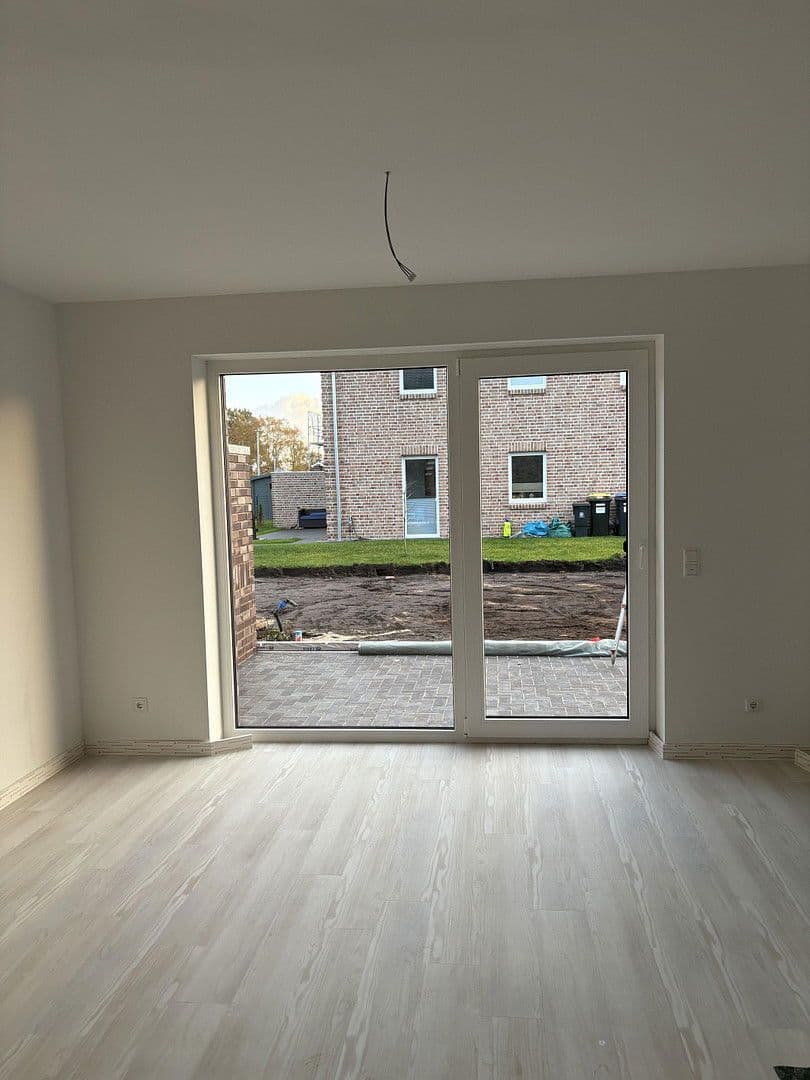 Prenájom domu 133 m², pozemek 449 m², Am Osterbruch 58a, Hammah, Dolné Sasko Prenájom domu 133 m², pozemek 449 m², Am Osterbruch 58a, Hammah, Dolné Sasko