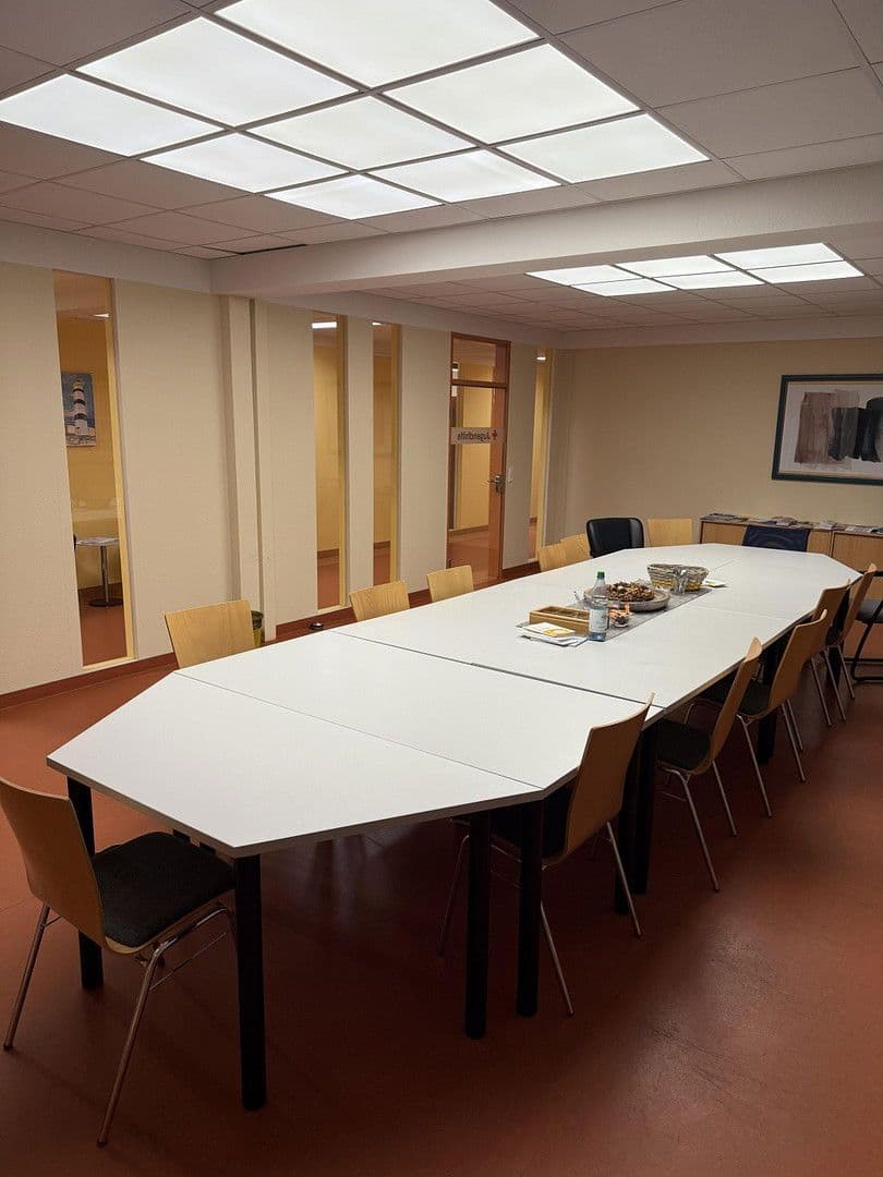 Prenájom kancelárie 367 m², Friedrich-Karl-Straße 55, Bremen, Brémy Prenájom kancelárie 367 m², Friedrich-Karl-Straße 55, Bremen, Brémy