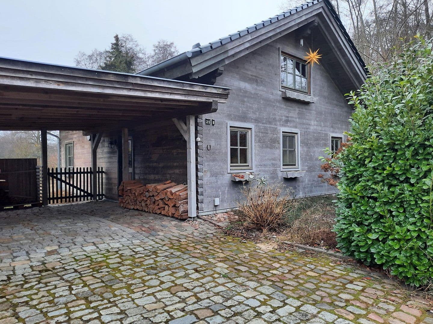 Predaj domu 128 m², pozemek 840 m², Weidenweg 25b, Birkenwerder, Brandenbursko Predaj domu 128 m², pozemek 840 m², Weidenweg 25b, Birkenwerder, Brandenbursko