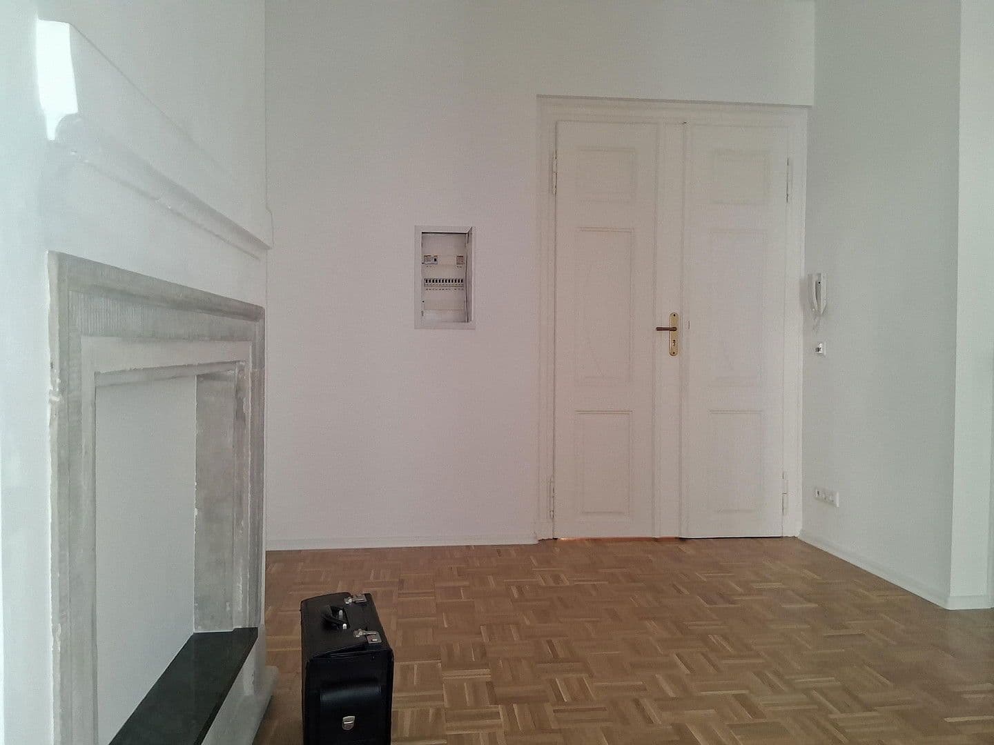 Prenájom bytu 4-izbový 140 m², Rittergasse 10, Gera, Durínsko Prenájom bytu 4-izbový 140 m², Rittergasse 10, Gera, Durínsko