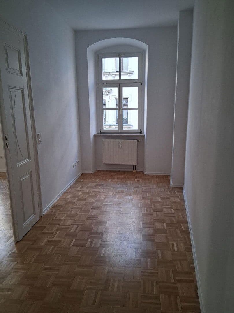Prenájom bytu 4-izbový 140 m², Rittergasse 10, Gera, Durínsko Prenájom bytu 4-izbový 140 m², Rittergasse 10, Gera, Durínsko