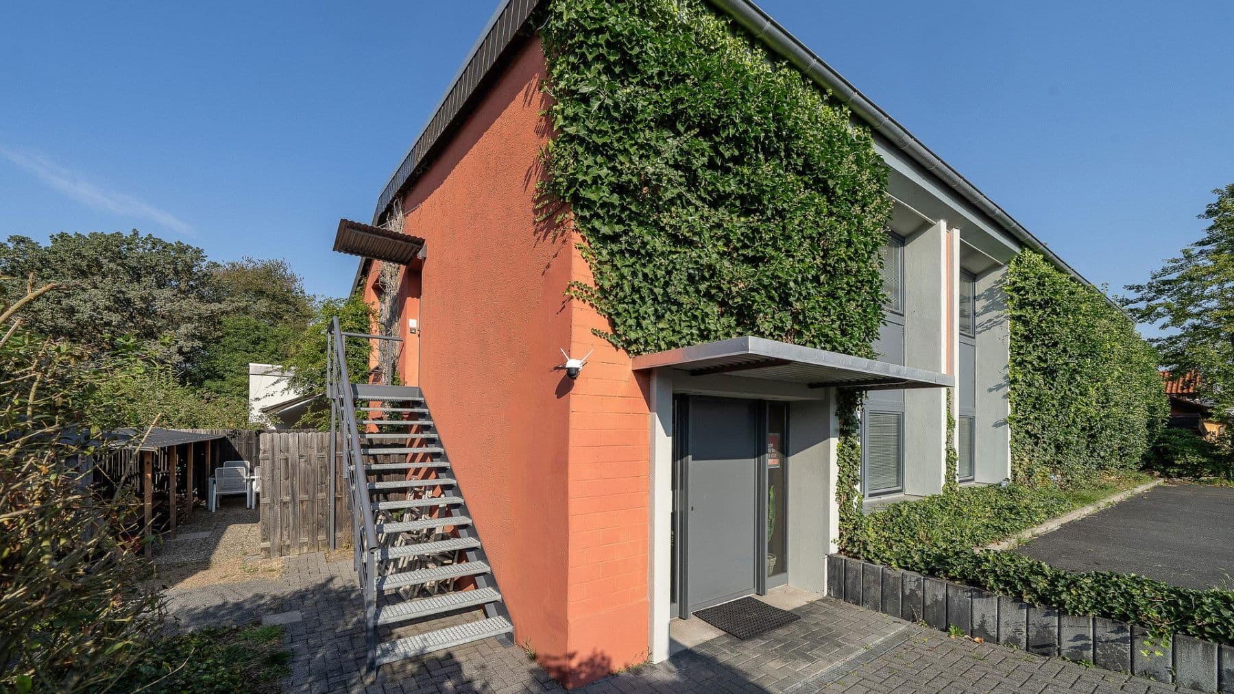 Predaj domu 389 m², pozemek 3.076 m², Daimlerstr. 14, Taunusstein, Hesensko Predaj domu 389 m², pozemek 3.076 m², Daimlerstr. 14, Taunusstein, Hesensko