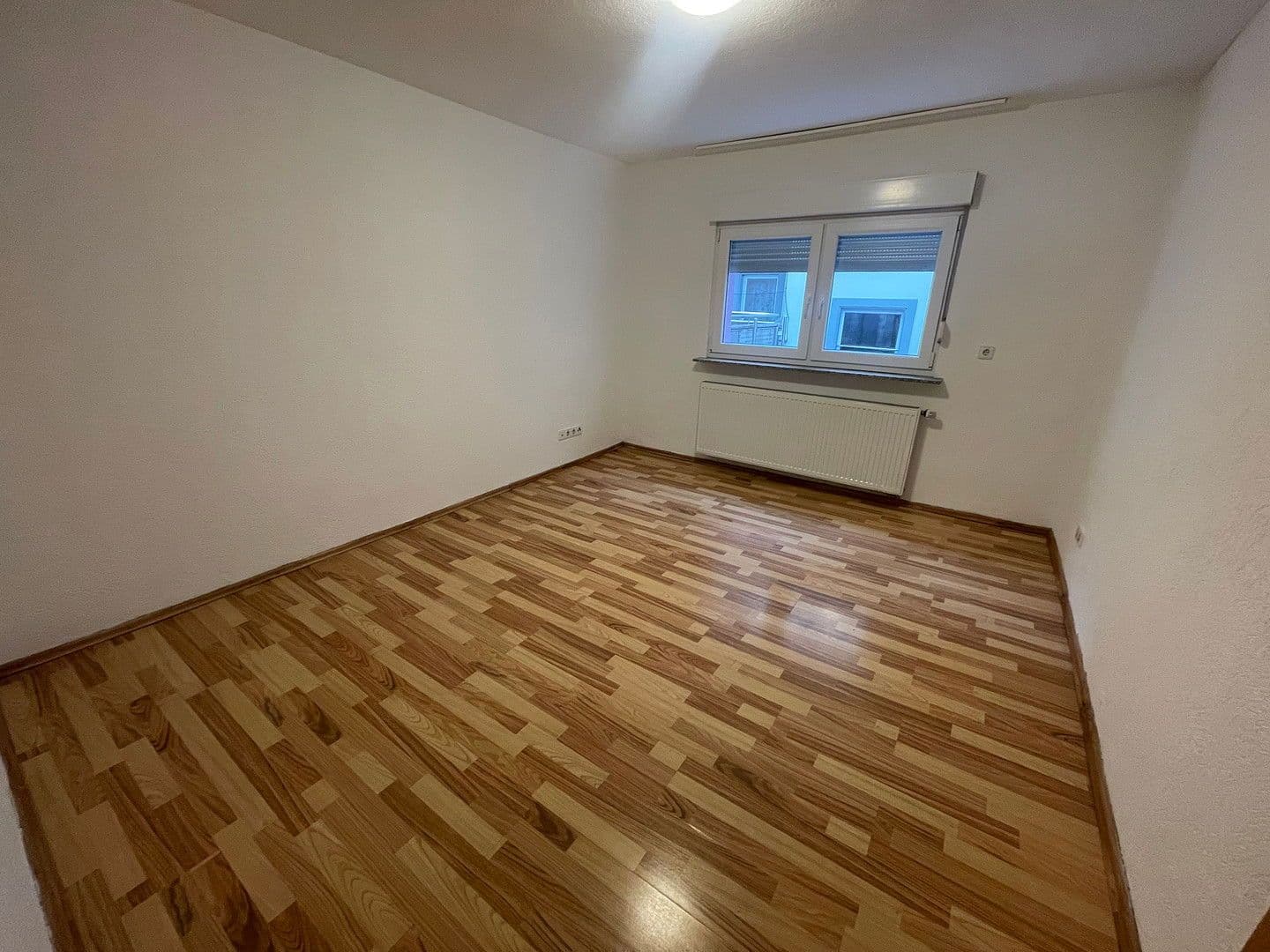 Predaj bytu 3-izbový 88 m², Rastatt, Bádensko-Wurttembersko Predaj bytu 3-izbový 88 m², Rastatt, Bádensko-Wurttembersko