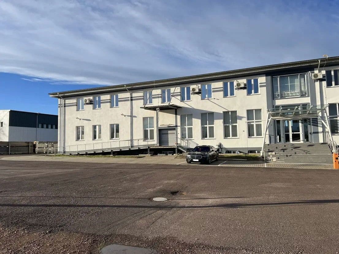 Predaj nebytového priestoru 91.101 m², Wettin-Löbejün, Sasko-Anhaltsko Predaj nebytového priestoru 91.101 m², Wettin-Löbejün, Sasko-Anhaltsko