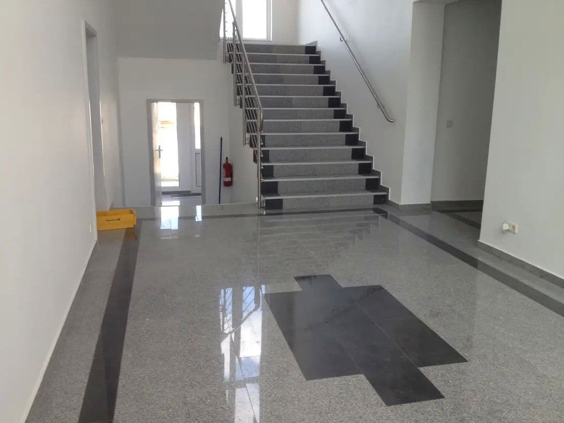 Predaj nebytového priestoru 91.101 m², Wettin-Löbejün, Sasko-Anhaltsko Predaj nebytového priestoru 91.101 m², Wettin-Löbejün, Sasko-Anhaltsko