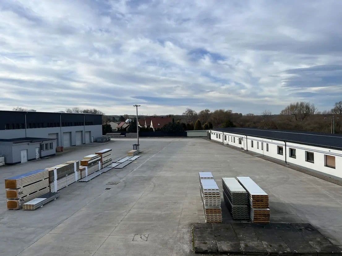 Predaj nebytového priestoru 91.101 m², Wettin-Löbejün, Sasko-Anhaltsko Predaj nebytového priestoru 91.101 m², Wettin-Löbejün, Sasko-Anhaltsko