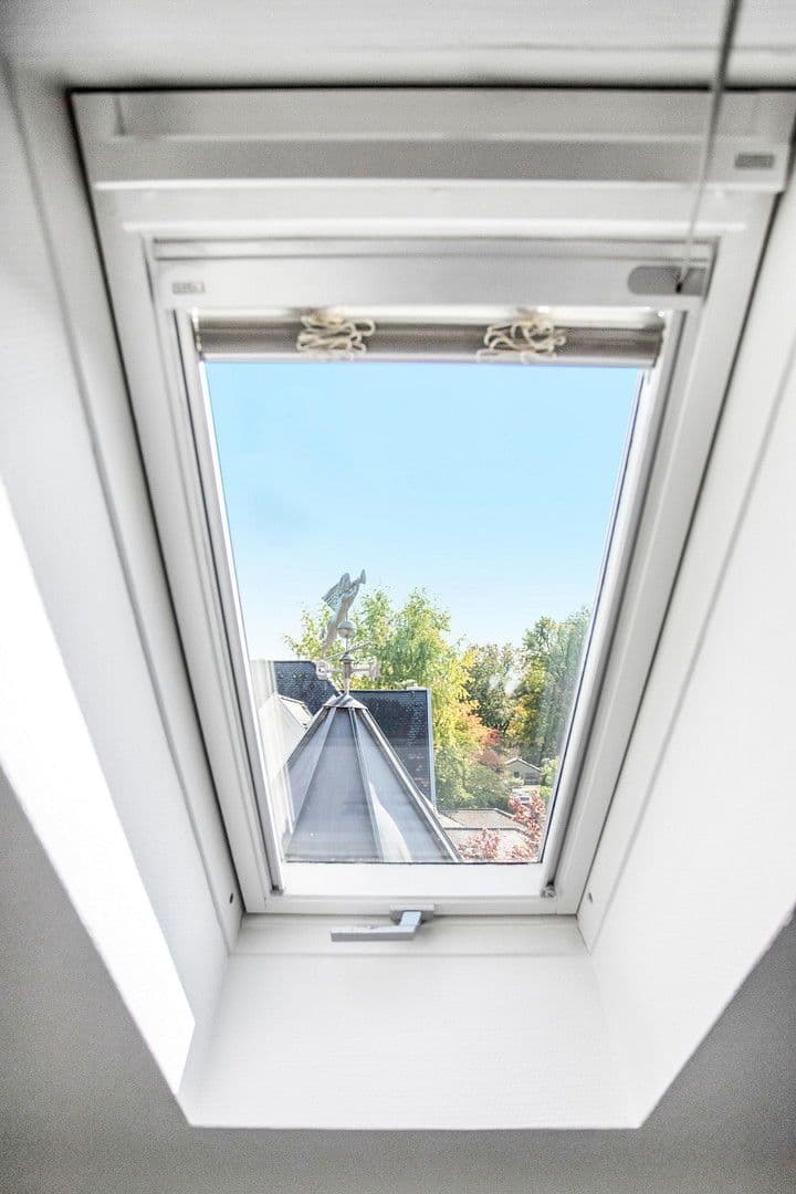 Prenájom kancelárie 41 m², Robert-Heuser-Str. 15, Köln, Severné Porýnie - Westfálsko Prenájom kancelárie 41 m², Robert-Heuser-Str. 15, Köln, Severné Porýnie - Westfálsko