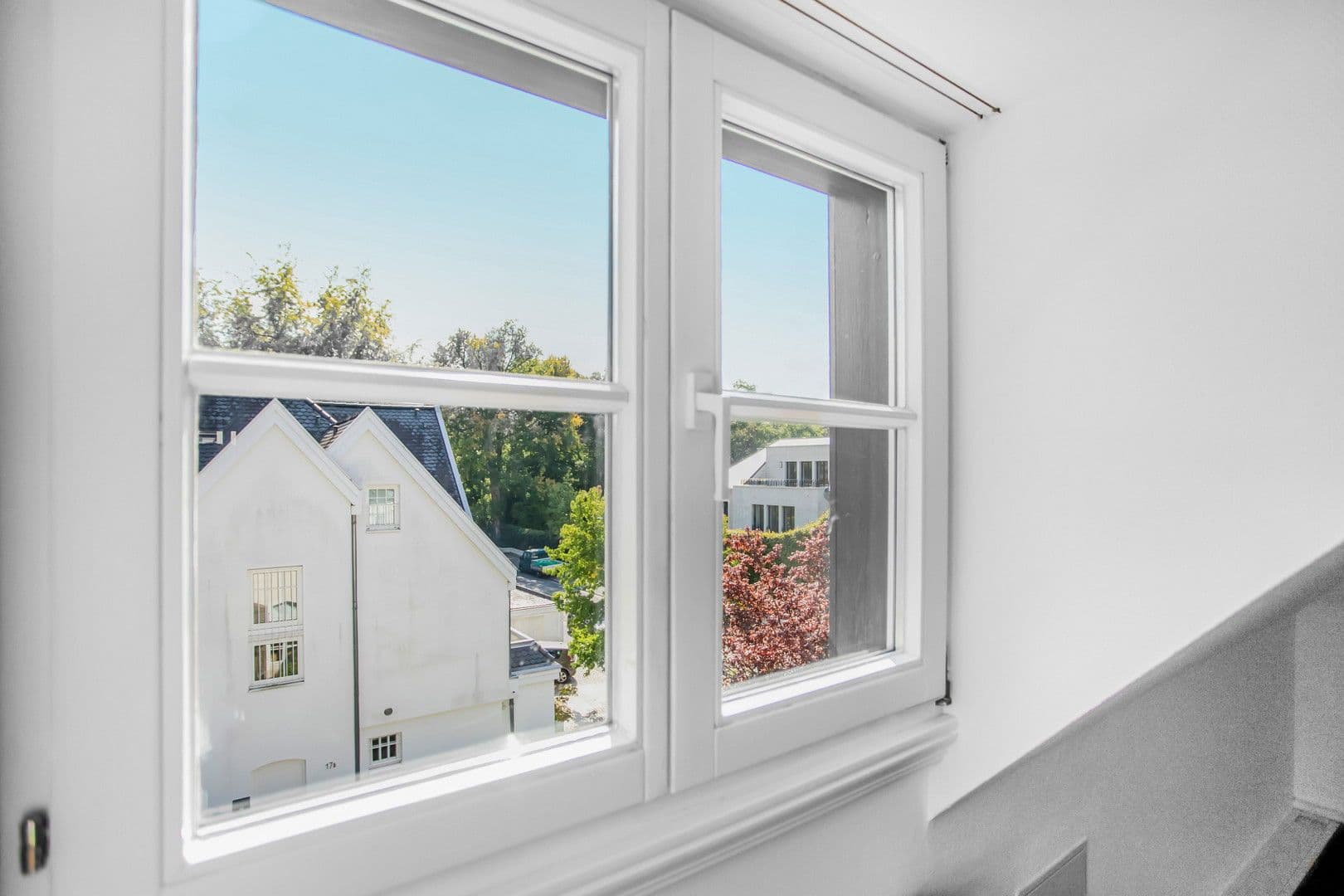 Prenájom kancelárie 41 m², Robert-Heuser-Str. 15, Köln, Severné Porýnie - Westfálsko Prenájom kancelárie 41 m², Robert-Heuser-Str. 15, Köln, Severné Porýnie - Westfálsko