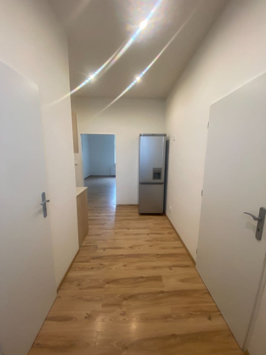 Prenájom bytu 2-izbový 50 m², Nuselská, Praha, Praha Prenájom bytu 2-izbový 50 m², Nuselská, Praha, Praha