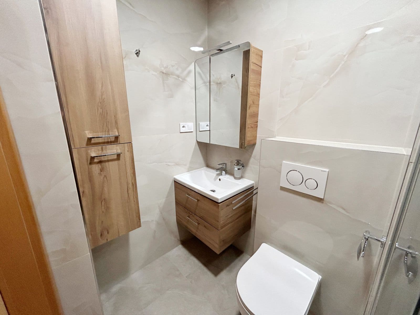 Prenájom bytu 2-izbový 52 m², Mánesova, Poděbrady, Středočeský kraj Prenájom bytu 2-izbový 52 m², Mánesova, Poděbrady, Středočeský kraj