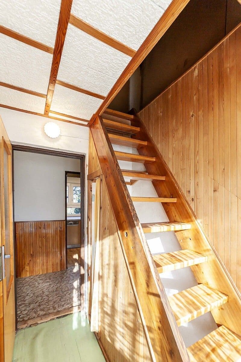 Predaj rekreačného objektu 100 m², pozemek 462 m², Stříbrná Skalice, Středočeský kraj Predaj rekreačného objektu 100 m², pozemek 462 m², Stříbrná Skalice, Středočeský kraj