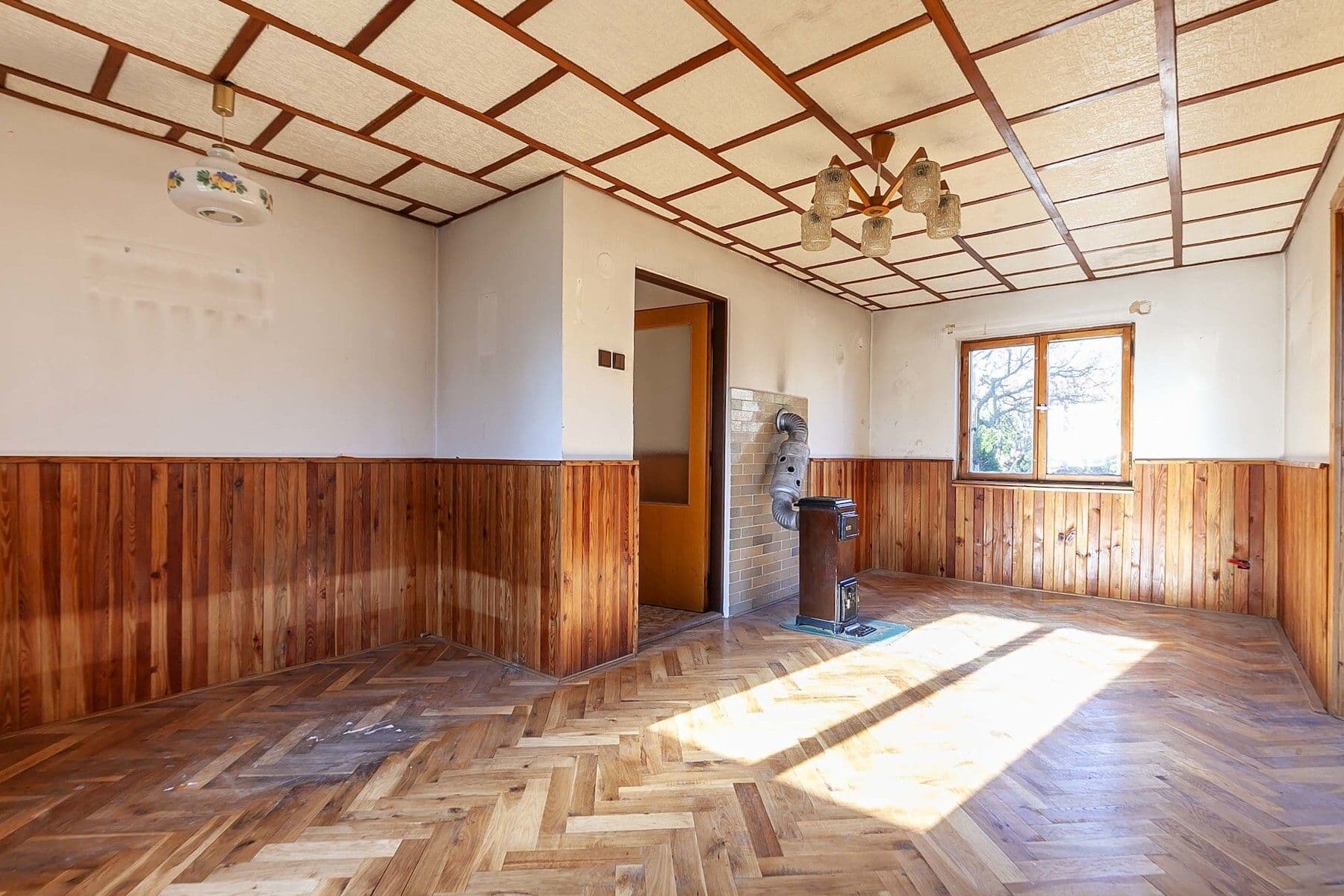 Predaj rekreačného objektu 100 m², pozemek 462 m², Stříbrná Skalice, Středočeský kraj Predaj rekreačného objektu 100 m², pozemek 462 m², Stříbrná Skalice, Středočeský kraj