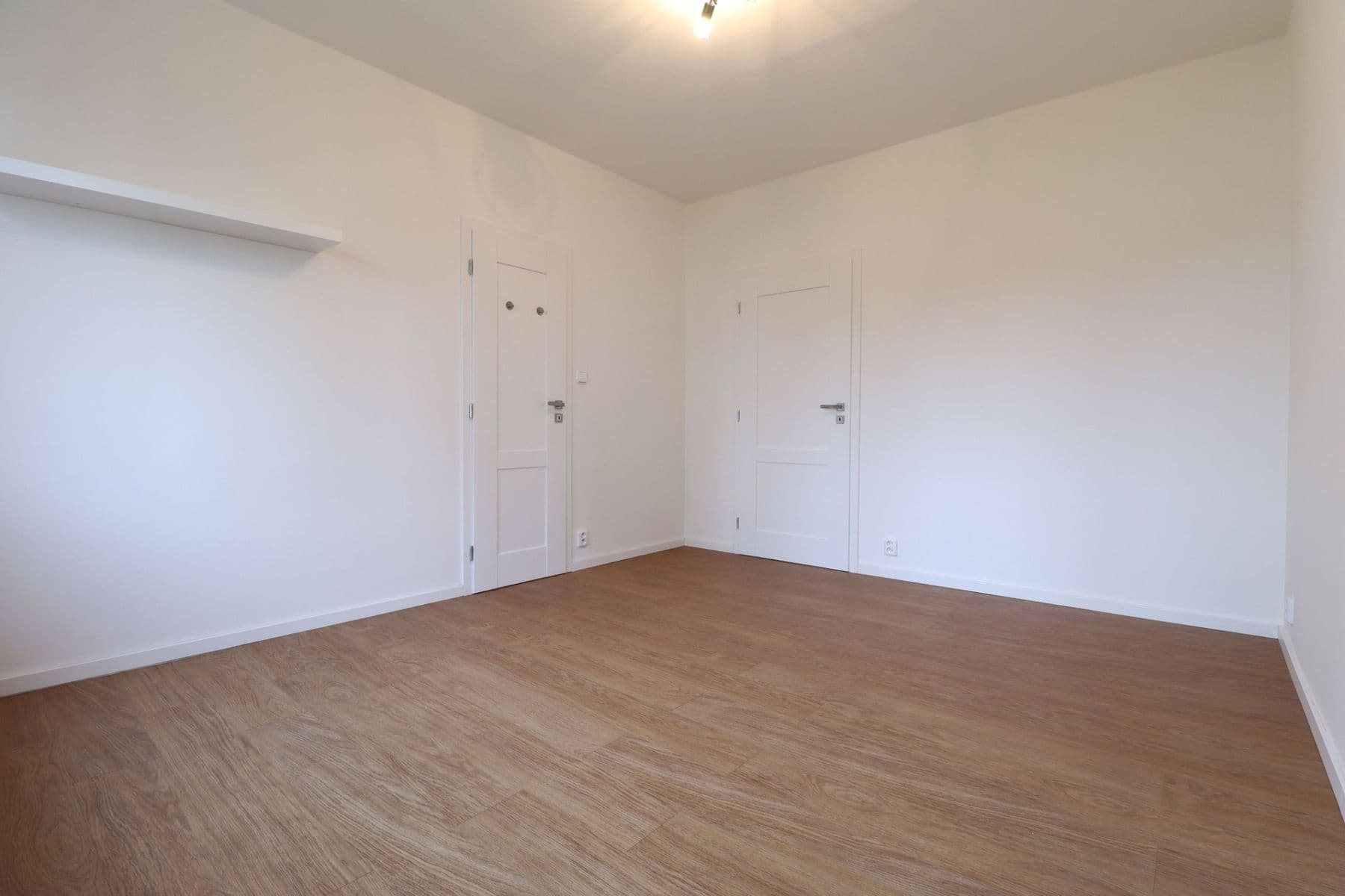 Prenájom bytu 2-izbový 52 m², Evropská, Praha, Praha Prenájom bytu 2-izbový 52 m², Evropská, Praha, Praha