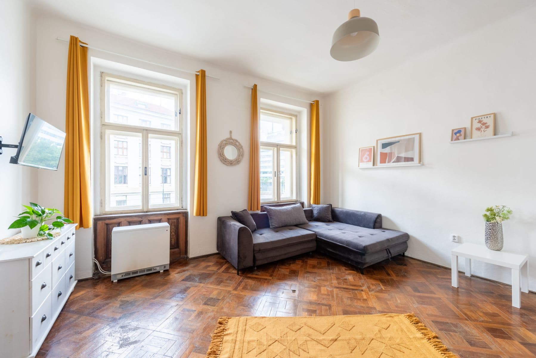 Prenájom bytu 68 m², Těšnov, Praha, Praha Prenájom bytu 68 m², Těšnov, Praha, Praha