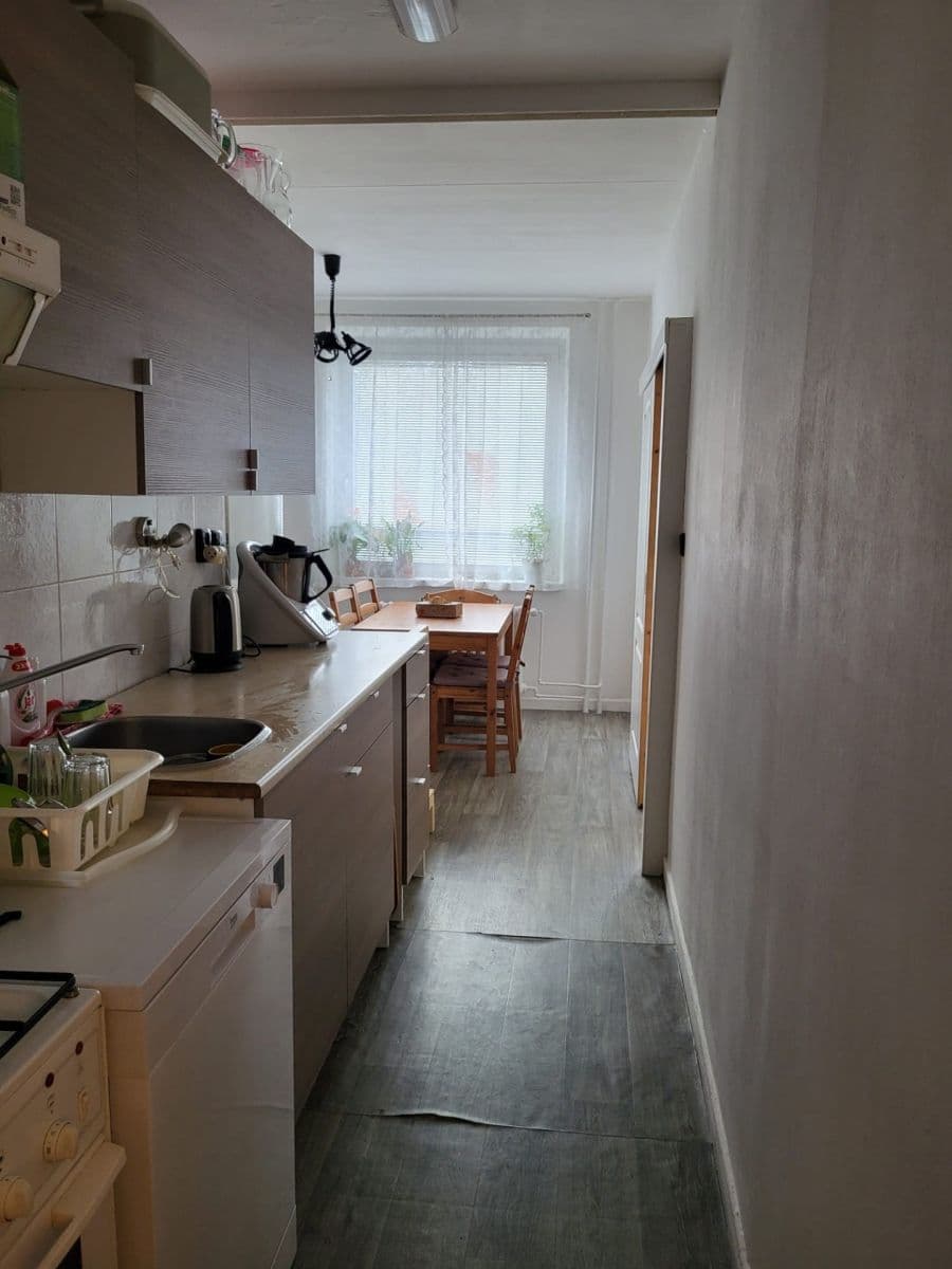 Predaj bytu 2-izbový 68 m², K. Světlé, Zlín, Zlínský kraj Predaj bytu 2-izbový 68 m², K. Světlé, Zlín, Zlínský kraj