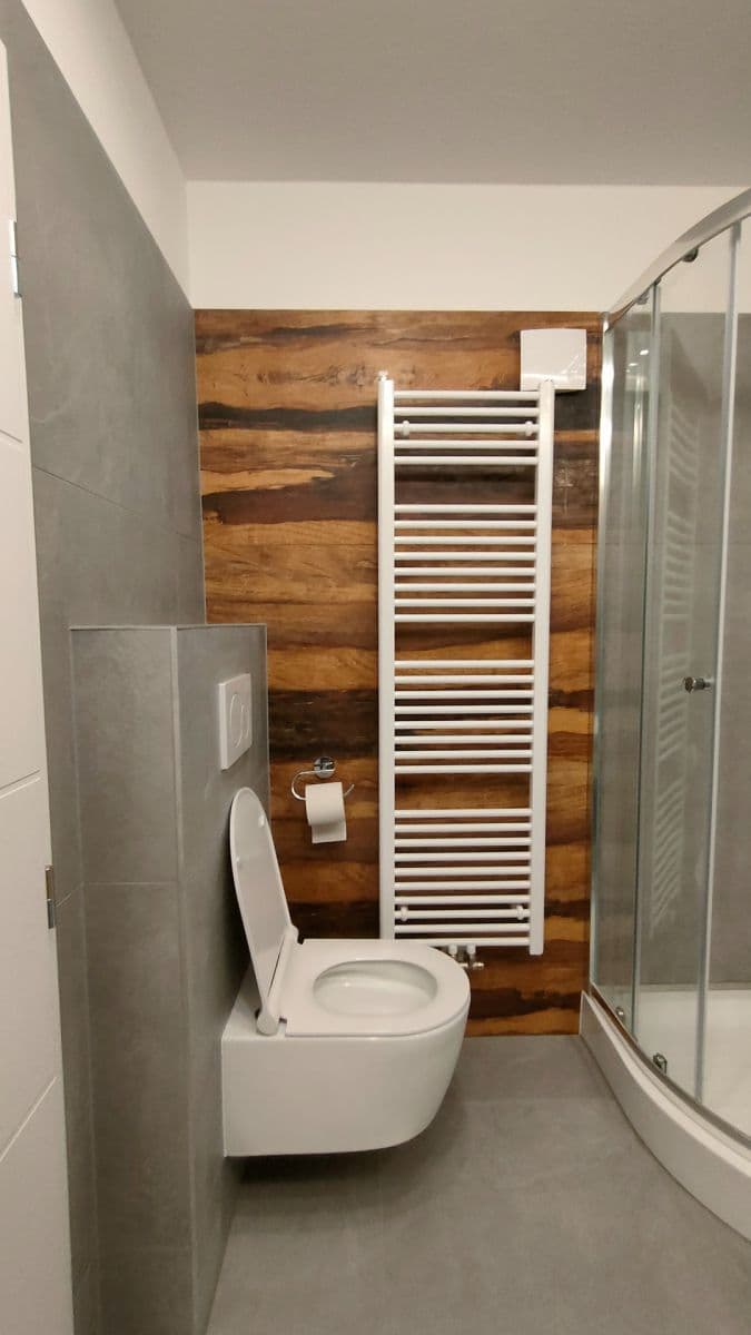 Prenájom bytu 1-izbový 32 m², Evropská, Praha, Praha Prenájom bytu 1-izbový 32 m², Evropská, Praha, Praha