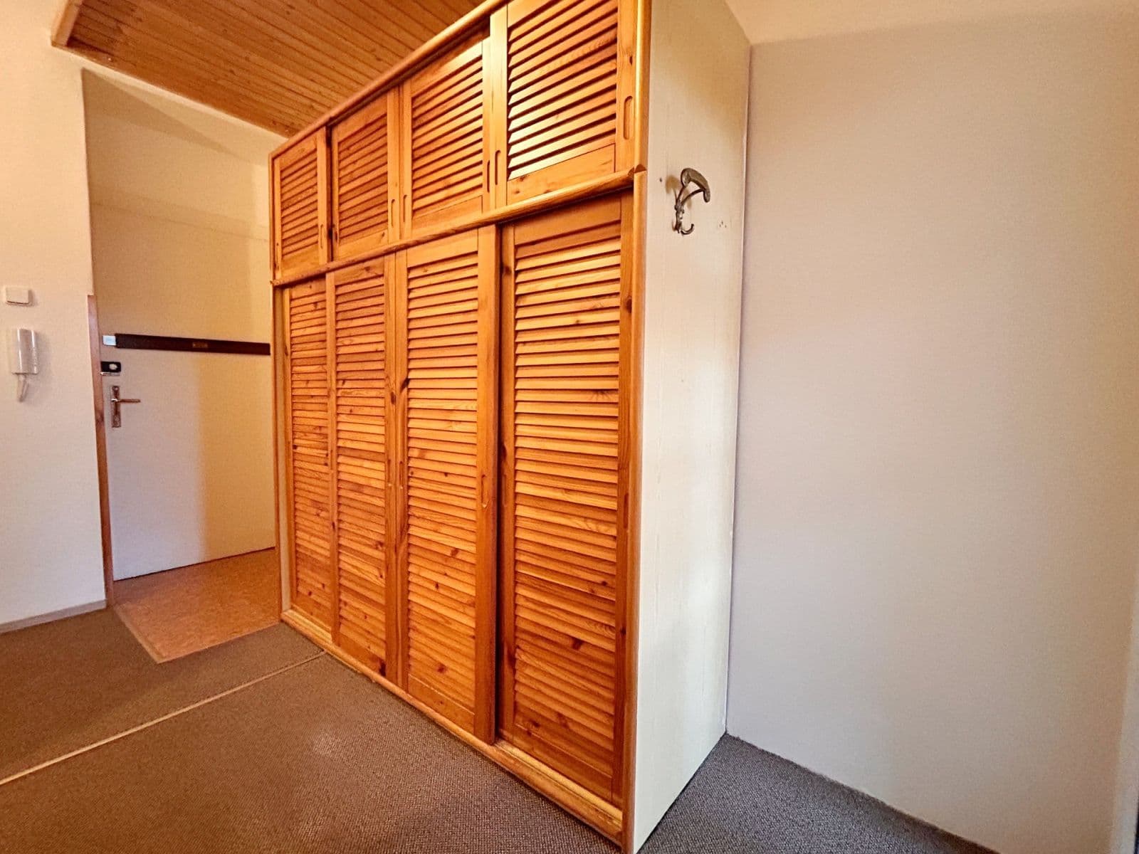 Prenájom bytu 2-izbový 65 m², Jičínská, Praha, Praha Prenájom bytu 2-izbový 65 m², Jičínská, Praha, Praha