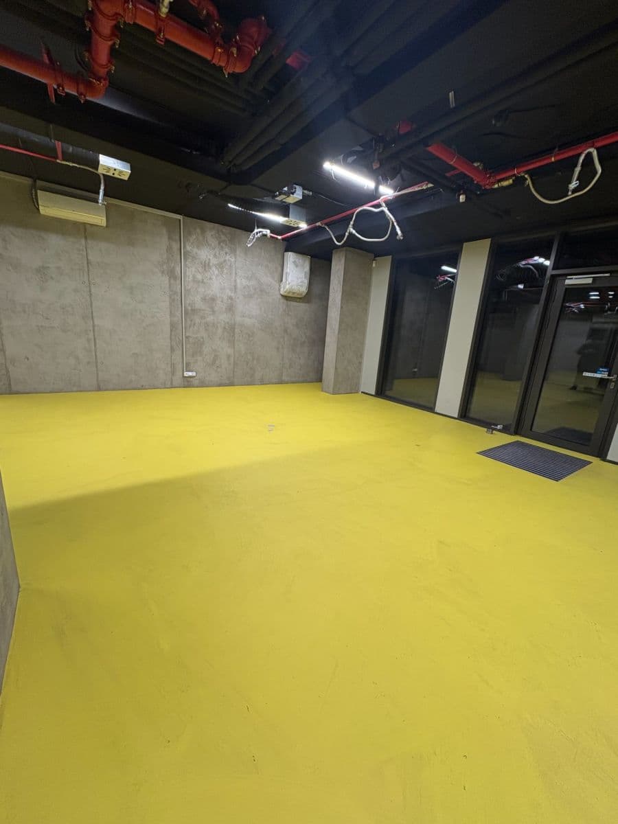 Prenájom nebytového priestoru 215 m², Sokolovská, Praha, Praha Prenájom nebytového priestoru 215 m², Sokolovská, Praha, Praha