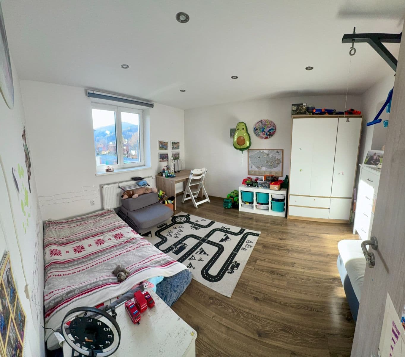 Predaj bytu 3-izbový 74 m², Sídl. Beskydské, Frenštát pod Radhoštěm, Moravskoslezský kraj Predaj bytu 3-izbový 74 m², Sídl. Beskydské, Frenštát pod Radhoštěm, Moravskoslezský kraj