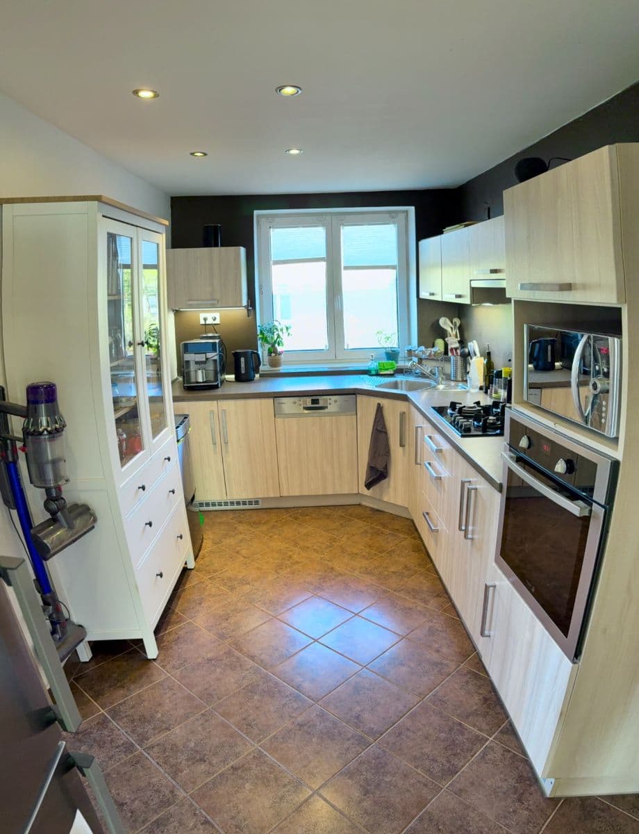 Predaj bytu 3-izbový 74 m², Sídl. Beskydské, Frenštát pod Radhoštěm, Moravskoslezský kraj Predaj bytu 3-izbový 74 m², Sídl. Beskydské, Frenštát pod Radhoštěm, Moravskoslezský kraj