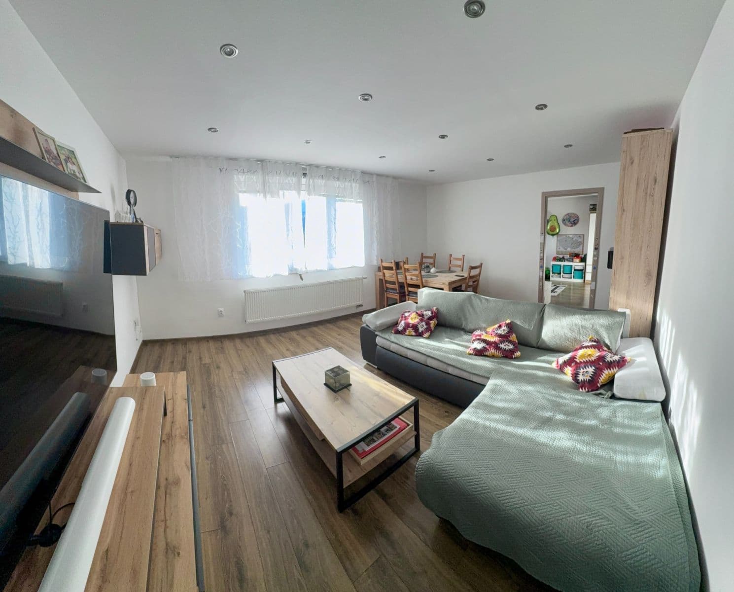 Predaj bytu 3-izbový 74 m², Sídl. Beskydské, Frenštát pod Radhoštěm, Moravskoslezský kraj Predaj bytu 3-izbový 74 m², Sídl. Beskydské, Frenštát pod Radhoštěm, Moravskoslezský kraj