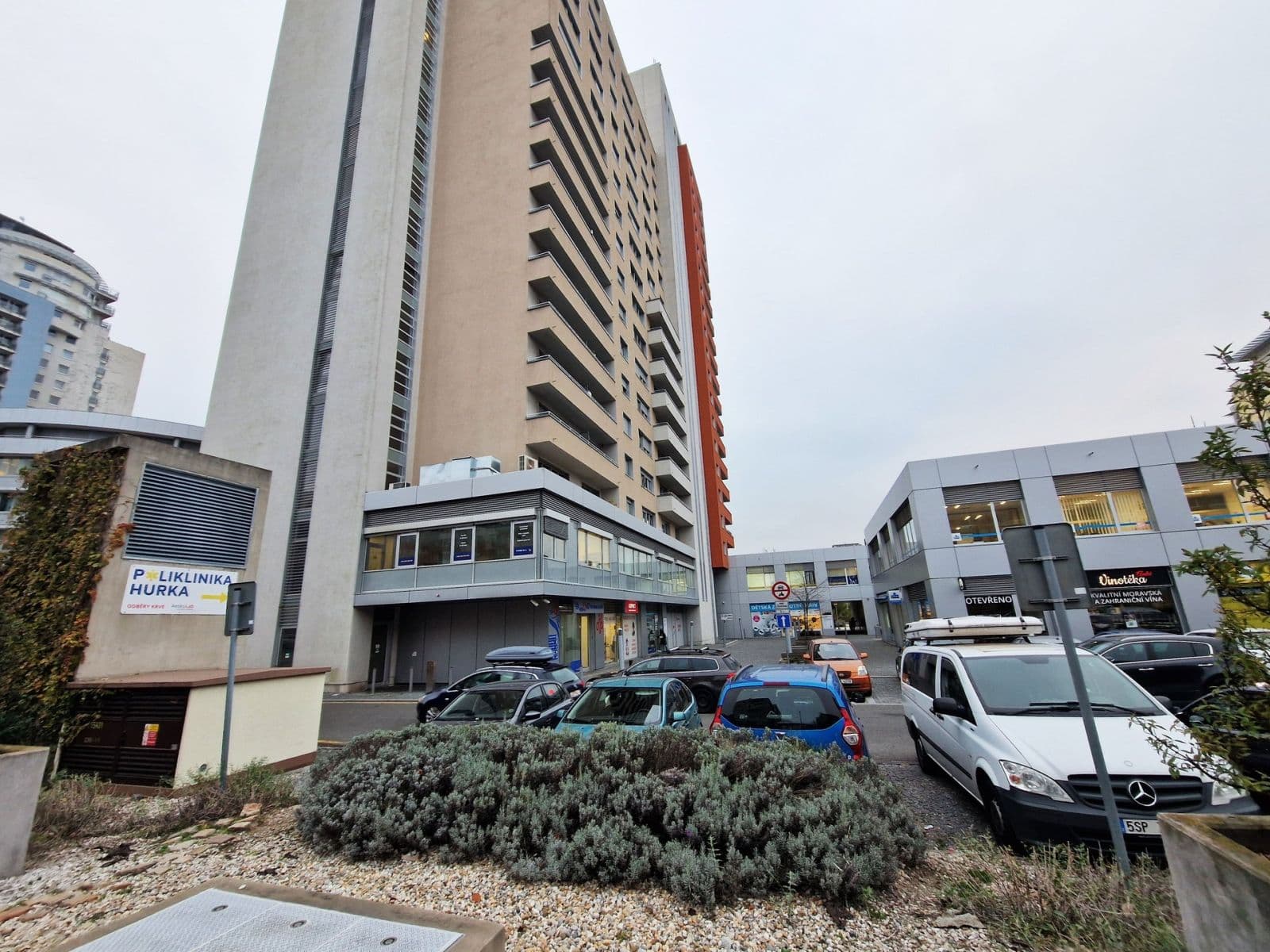 Prenájom bytu 2-izbový 51 m², Sluneční náměstí, Praha, Praha Prenájom bytu 2-izbový 51 m², Sluneční náměstí, Praha, Praha