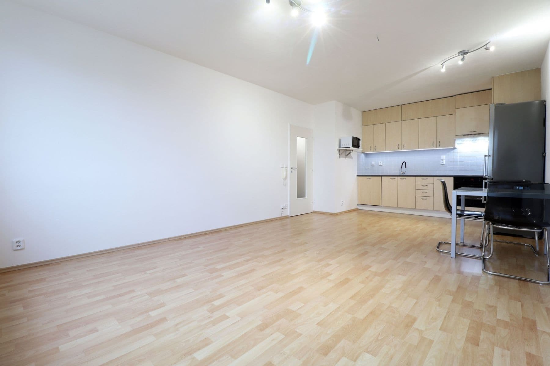 Prenájom bytu 2-izbový 51 m², Sluneční náměstí, Praha, Praha Prenájom bytu 2-izbový 51 m², Sluneční náměstí, Praha, Praha