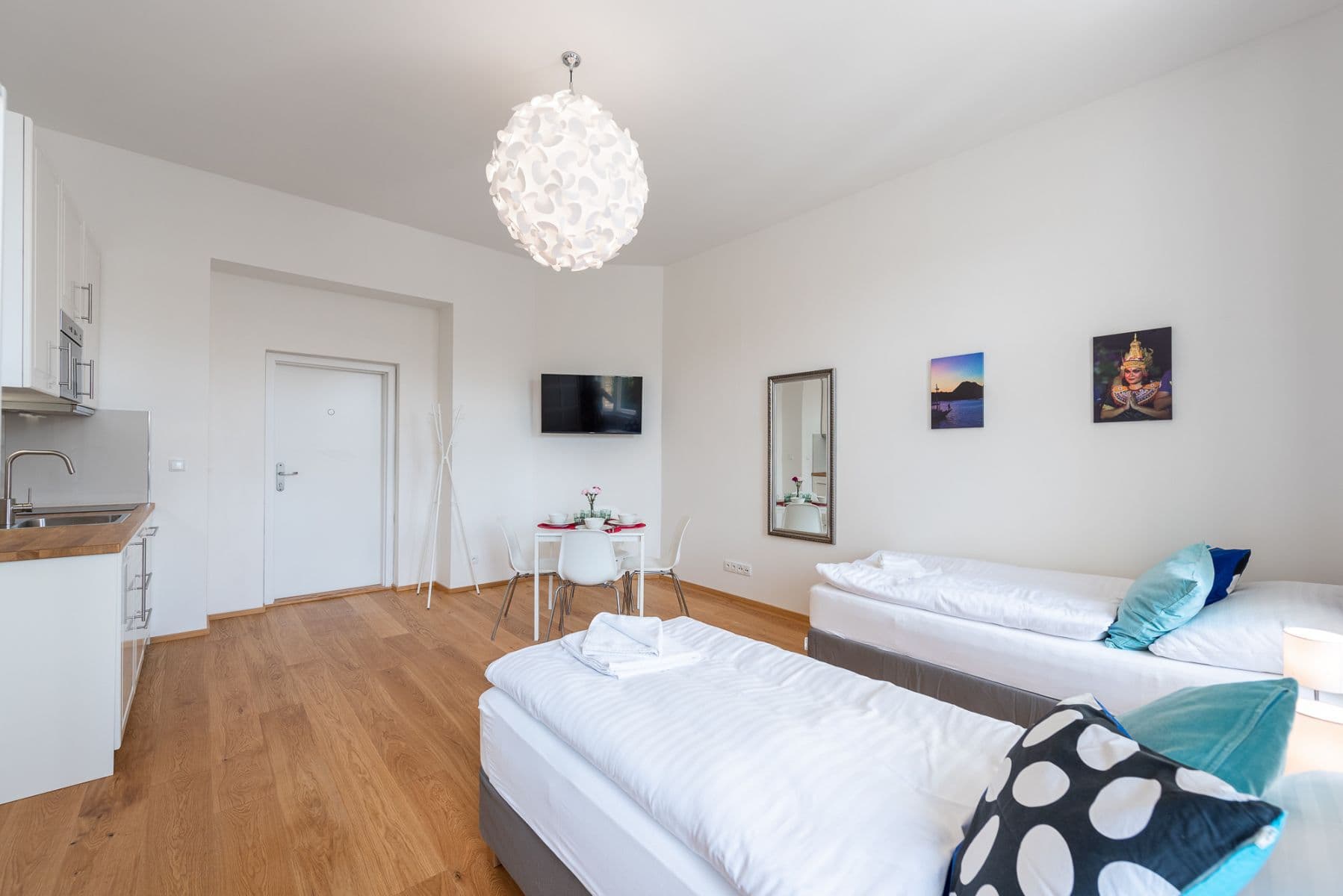 Prenájom bytu 48 m², Těšnov, Praha, Praha Prenájom bytu 48 m², Těšnov, Praha, Praha