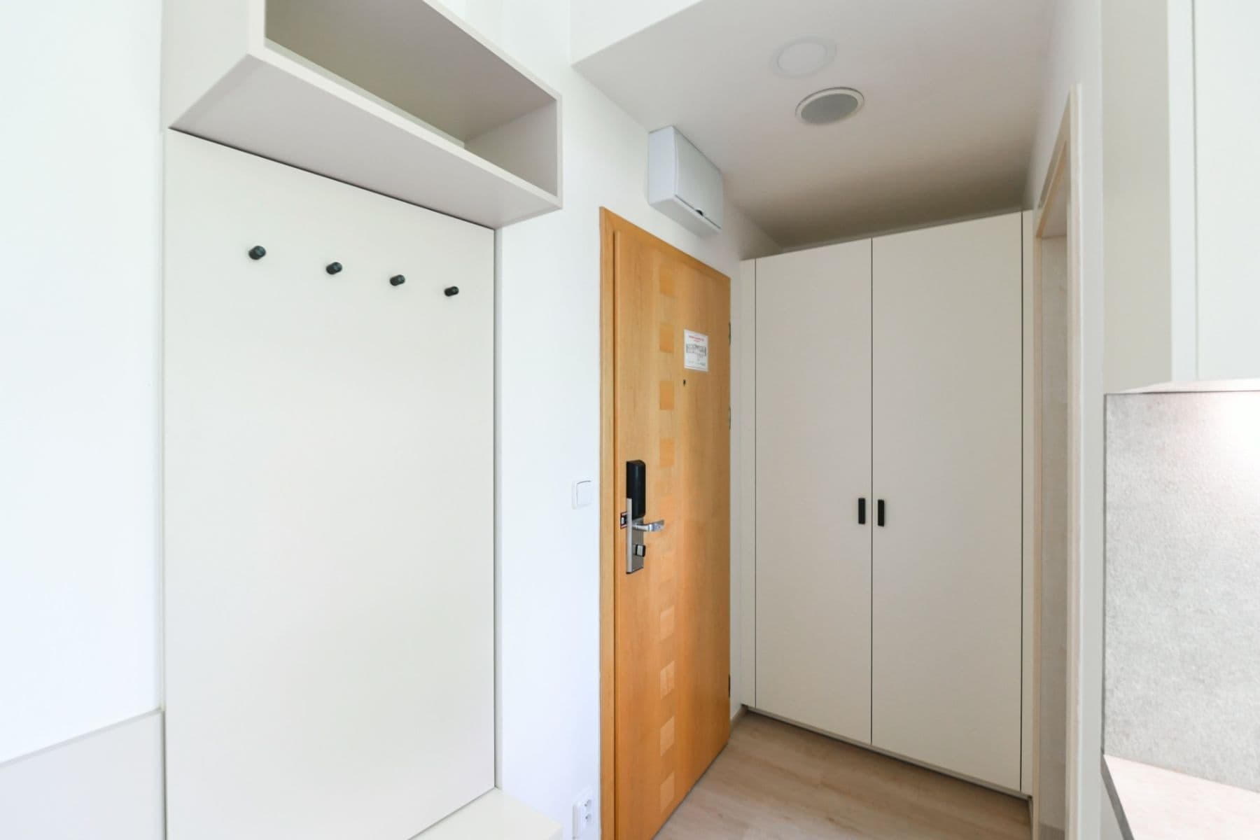 Prenájom bytu 1-izbový 16 m², Na Ostrůvku, Praha, Praha Prenájom bytu 1-izbový 16 m², Na Ostrůvku, Praha, Praha