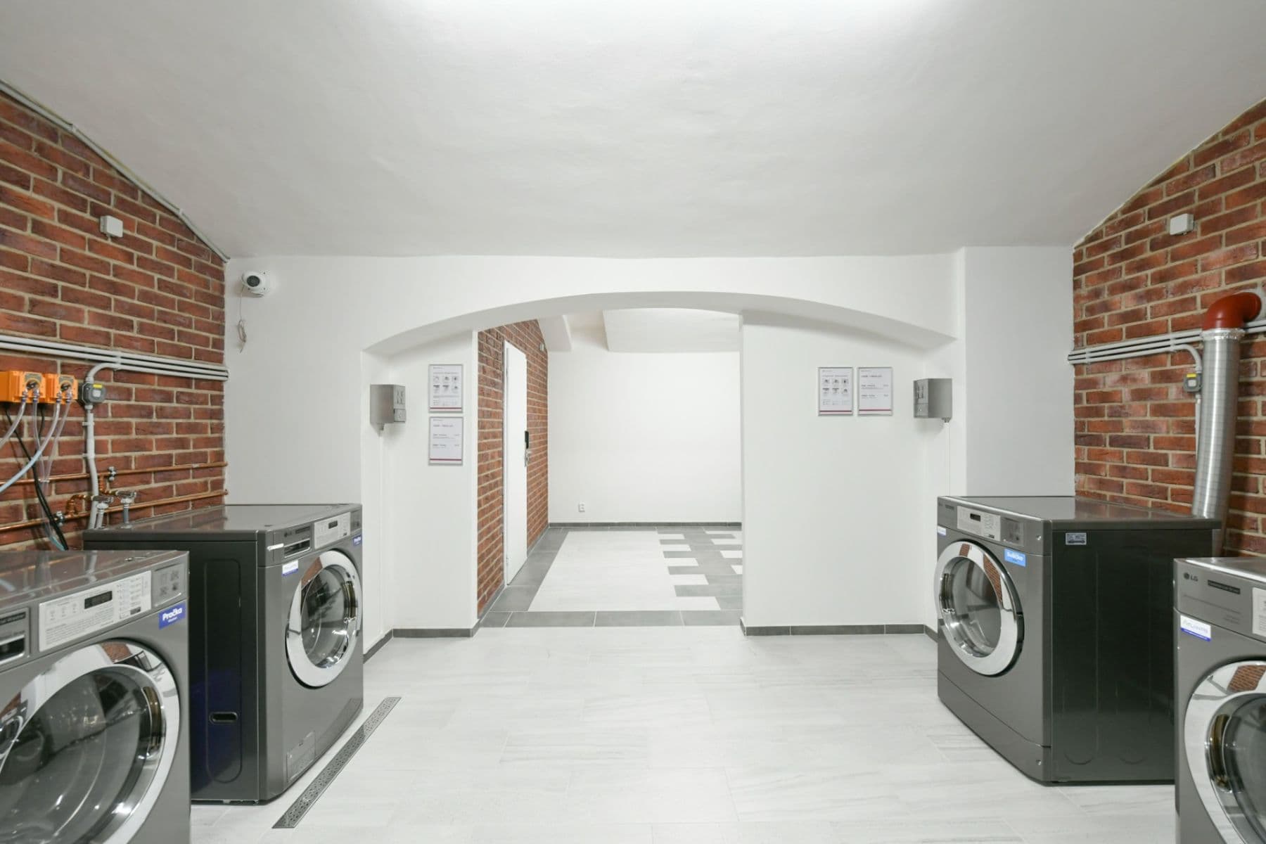 Prenájom bytu 1-izbový 16 m², Na Ostrůvku, Praha, Praha Prenájom bytu 1-izbový 16 m², Na Ostrůvku, Praha, Praha