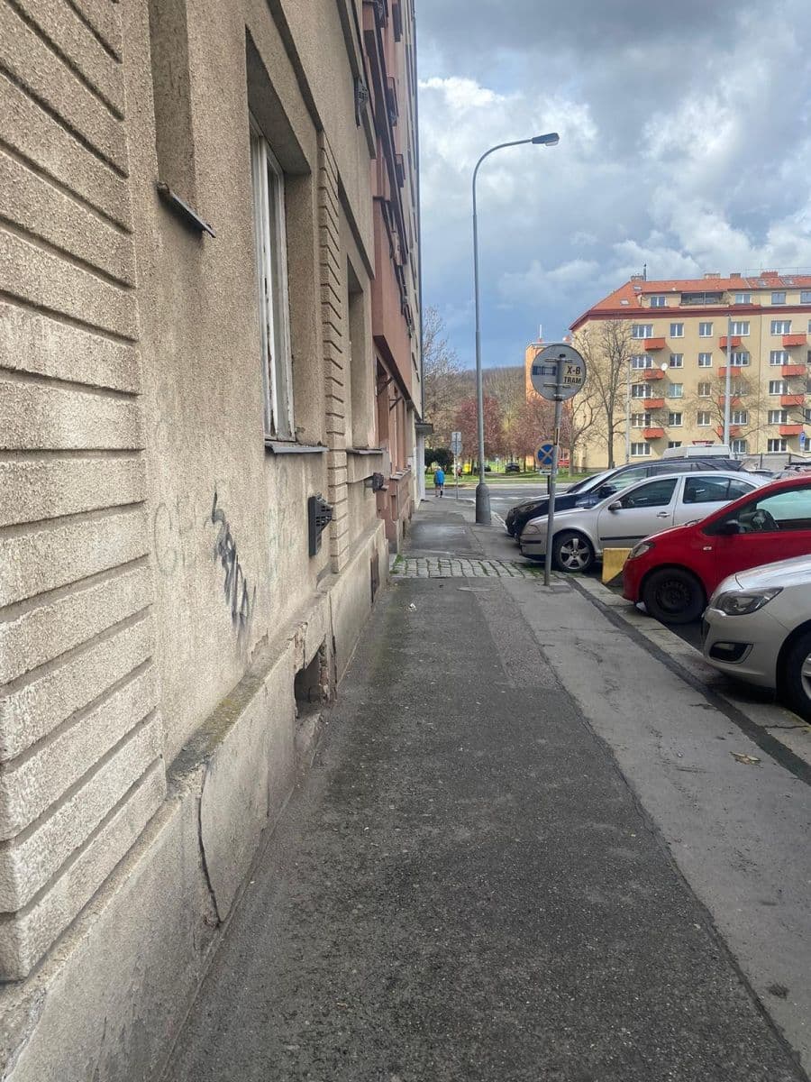 Prenájom bytu 1-izbový 33 m², U Skládky, Praha, Praha Prenájom bytu 1-izbový 33 m², U Skládky, Praha, Praha