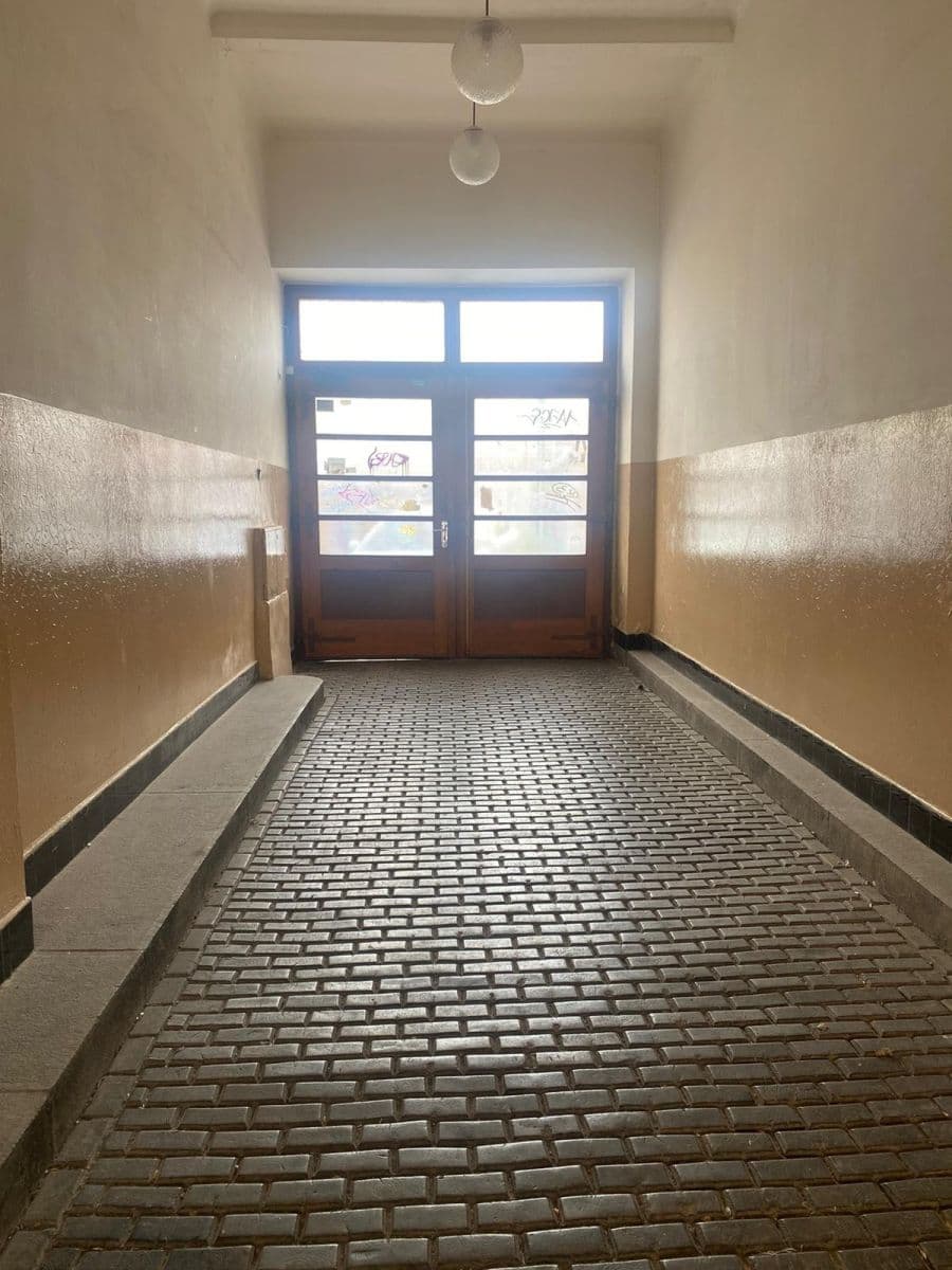 Prenájom bytu 1-izbový 33 m², U Skládky, Praha, Praha Prenájom bytu 1-izbový 33 m², U Skládky, Praha, Praha