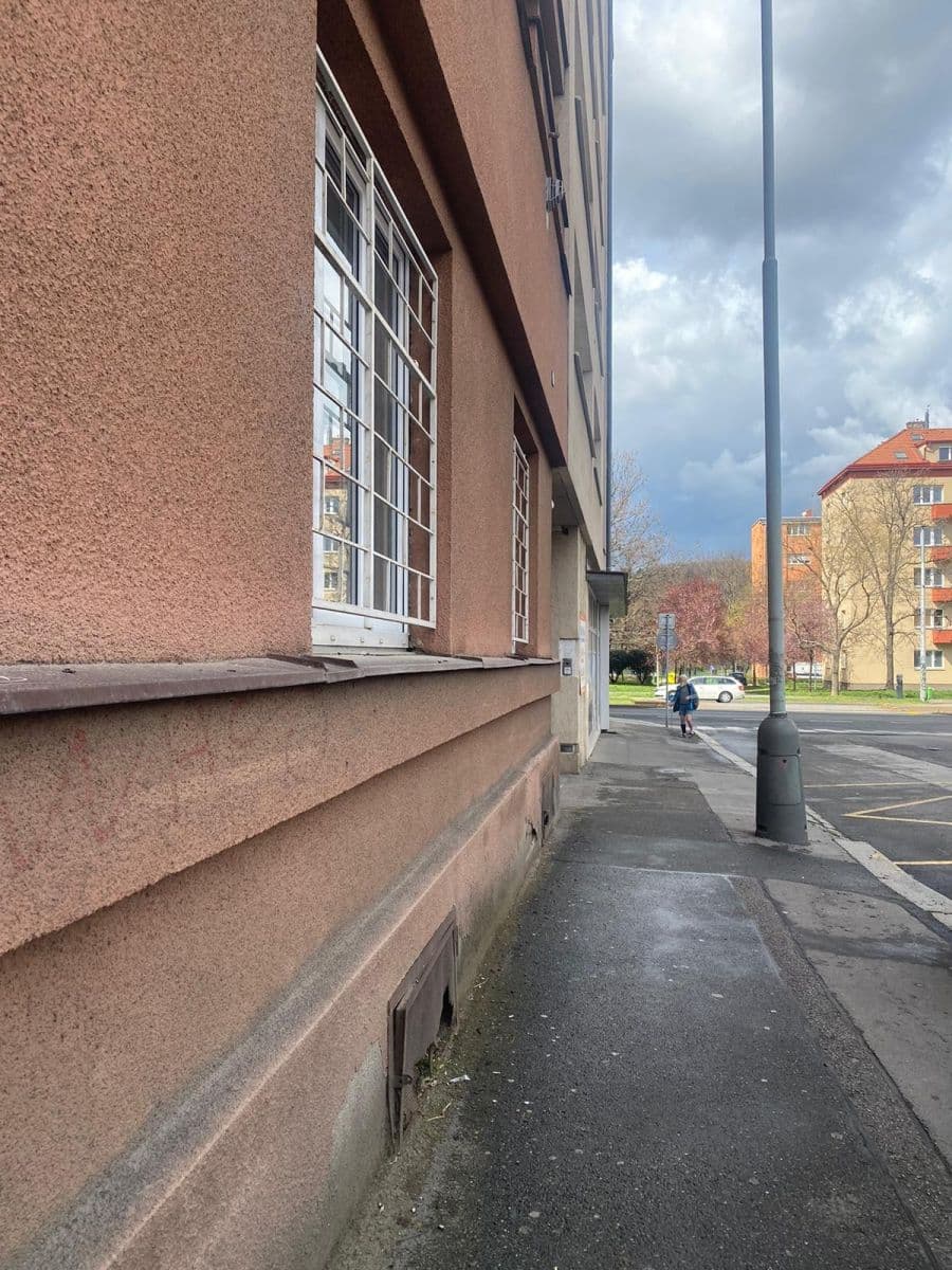 Prenájom bytu 1-izbový 33 m², U Skládky, Praha, Praha Prenájom bytu 1-izbový 33 m², U Skládky, Praha, Praha