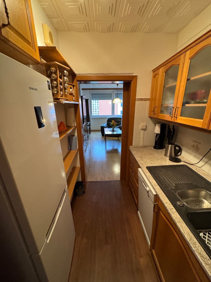 Prenájom bytu 2-izbový 42 m², Růženínská, Praha, Praha Prenájom bytu 2-izbový 42 m², Růženínská, Praha, Praha