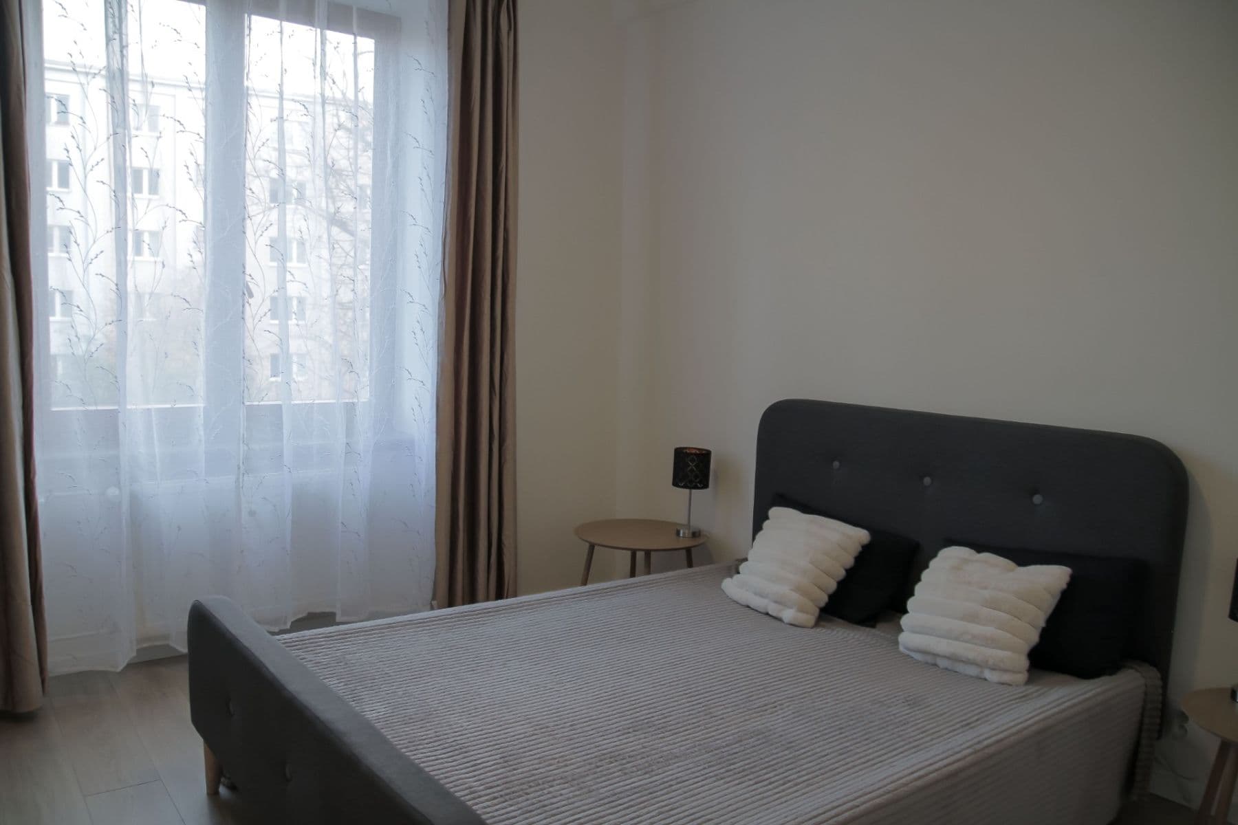 Prenájom bytu 2-izbový 49 m², Ke Strašnické, Praha, Praha Prenájom bytu 2-izbový 49 m², Ke Strašnické, Praha, Praha