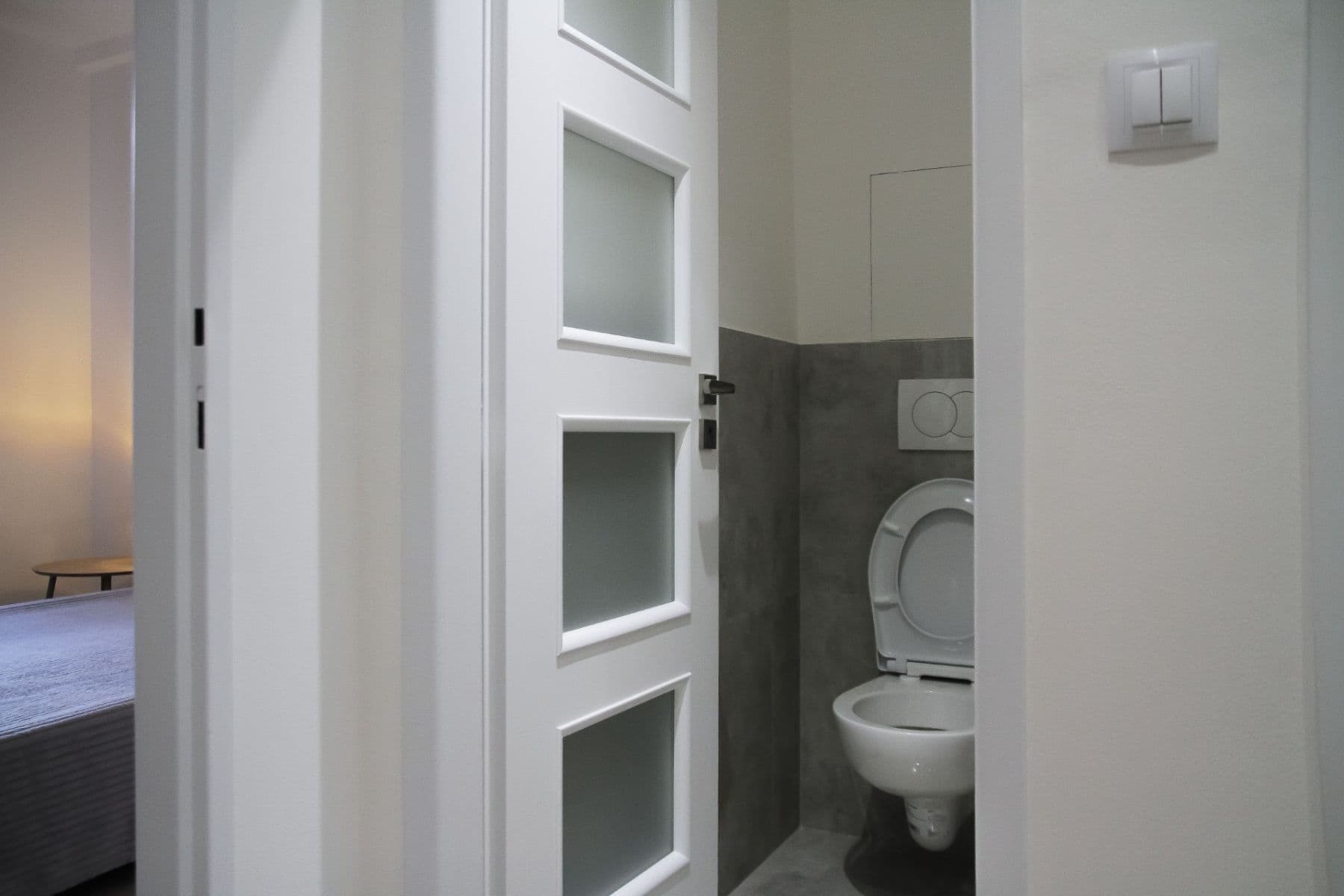 Prenájom bytu 2-izbový 49 m², Ke Strašnické, Praha, Praha Prenájom bytu 2-izbový 49 m², Ke Strašnické, Praha, Praha