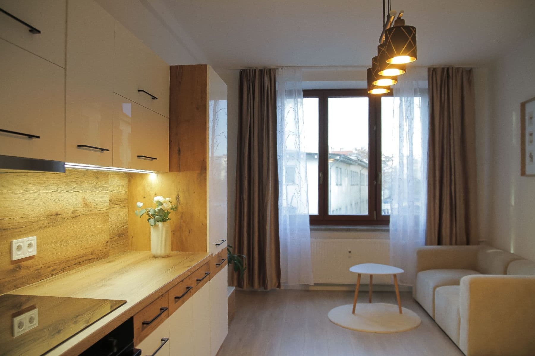 Prenájom bytu 2-izbový 49 m², Ke Strašnické, Praha, Praha Prenájom bytu 2-izbový 49 m², Ke Strašnické, Praha, Praha