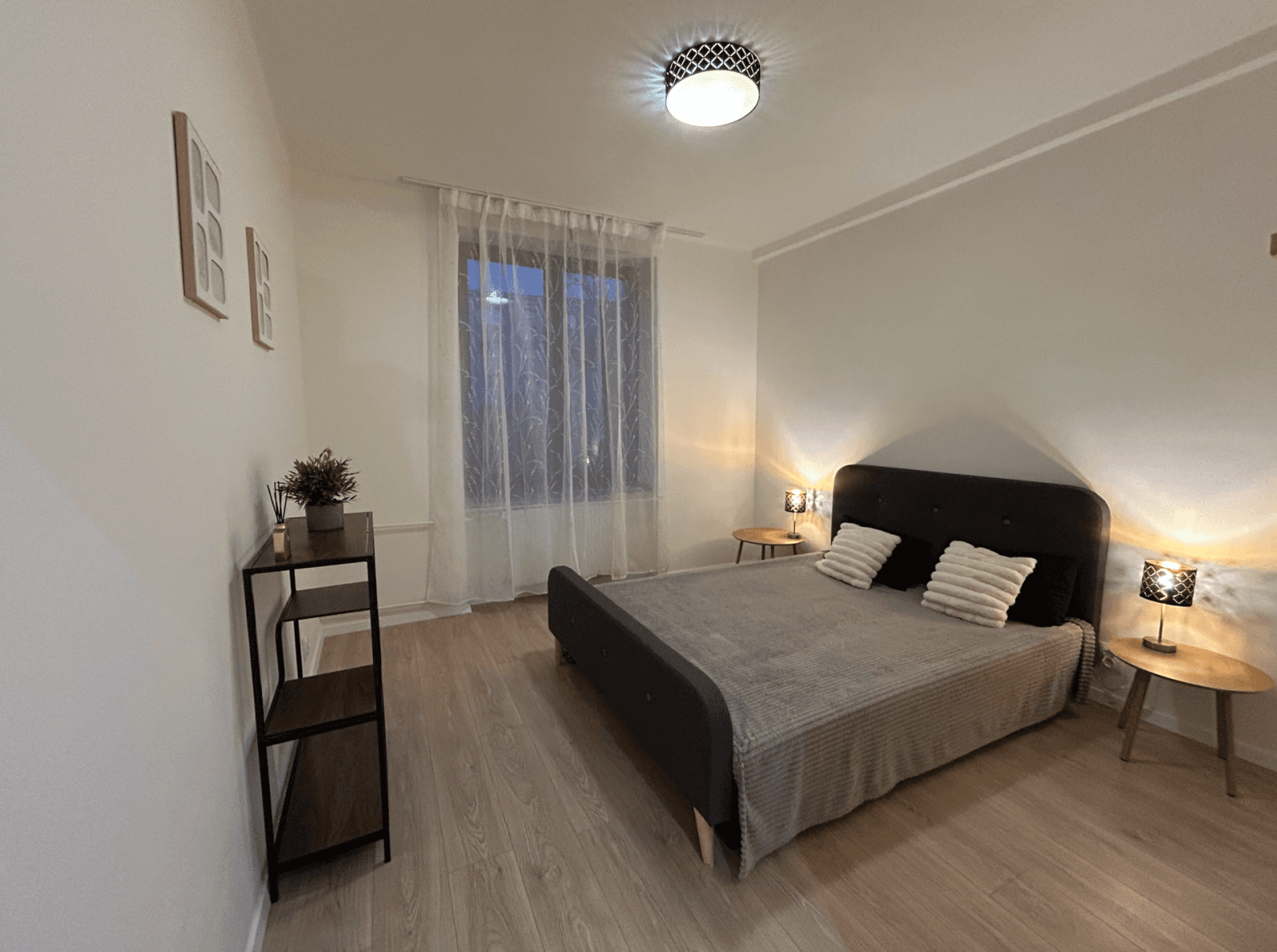 Prenájom bytu 2-izbový 49 m², Ke Strašnické, Praha, Praha Prenájom bytu 2-izbový 49 m², Ke Strašnické, Praha, Praha