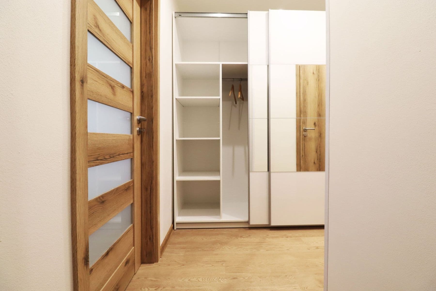 Prenájom bytu 2-izbový 43 m², K lukám, Praha, Praha Prenájom bytu 2-izbový 43 m², K lukám, Praha, Praha