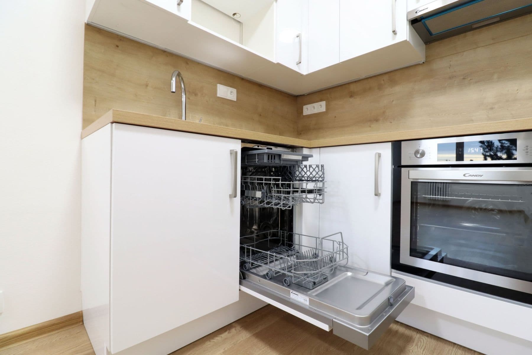 Prenájom bytu 2-izbový 43 m², K lukám, Praha, Praha Prenájom bytu 2-izbový 43 m², K lukám, Praha, Praha