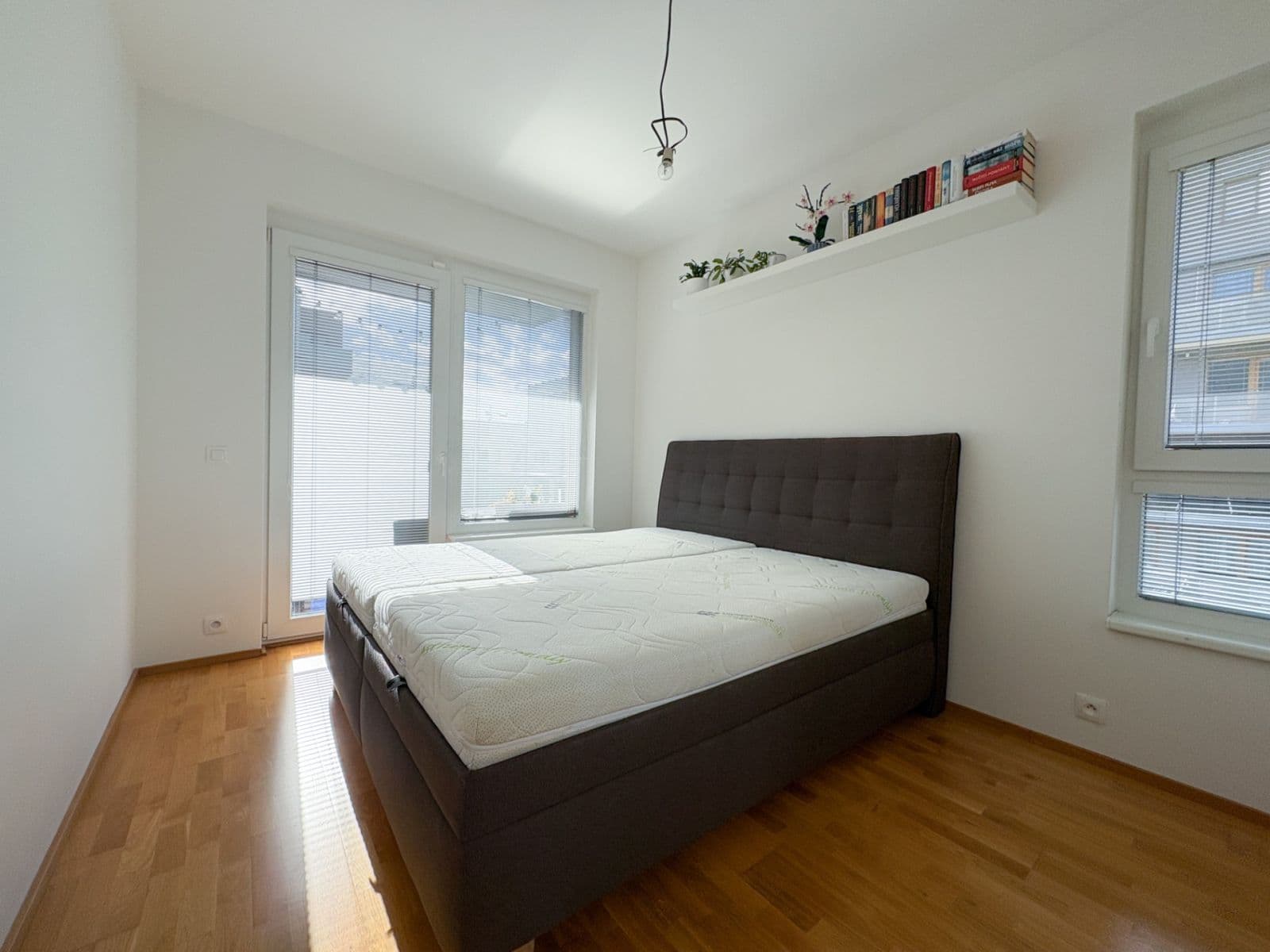 Prenájom bytu 2-izbový 55 m², Saarinenova, Praha, Praha Prenájom bytu 2-izbový 55 m², Saarinenova, Praha, Praha