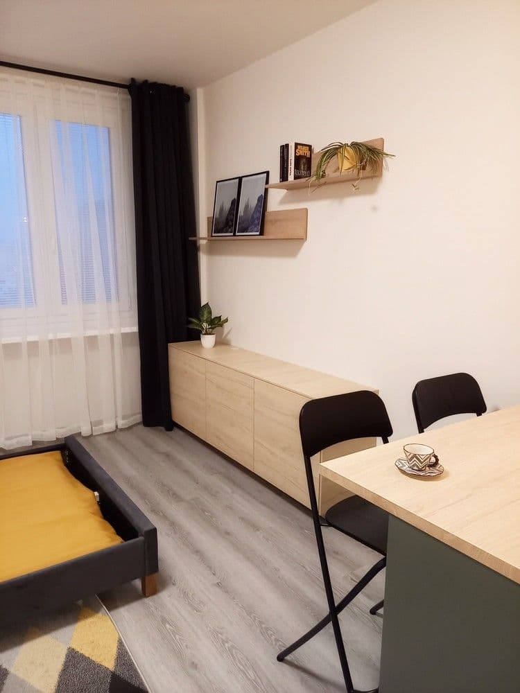Prenájom bytu 1-izbový 23 m², Nad Lesním divadlem, Praha, Praha Prenájom bytu 1-izbový 23 m², Nad Lesním divadlem, Praha, Praha