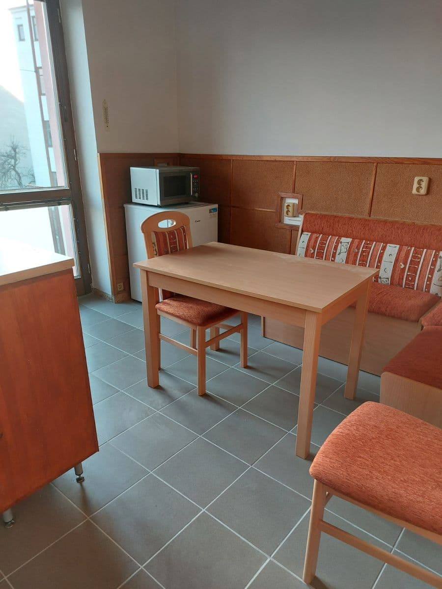 Prenájom bytu 2-izbový 54 m², Veleckého, Brno, Jihomoravský kraj Prenájom bytu 2-izbový 54 m², Veleckého, Brno, Jihomoravský kraj