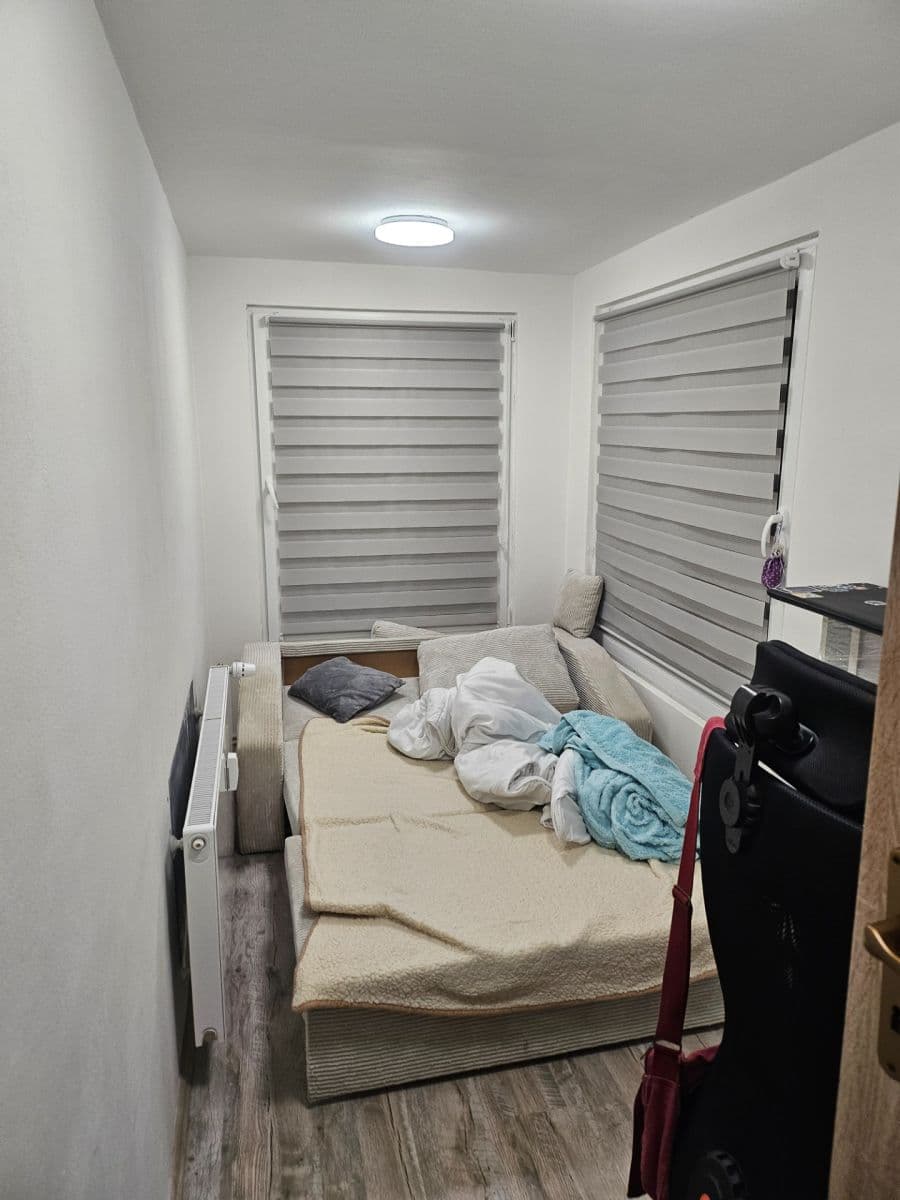 Prenájom bytu 3-izbový 60 m², Nad Obcí II, Praha, Praha Prenájom bytu 3-izbový 60 m², Nad Obcí II, Praha, Praha