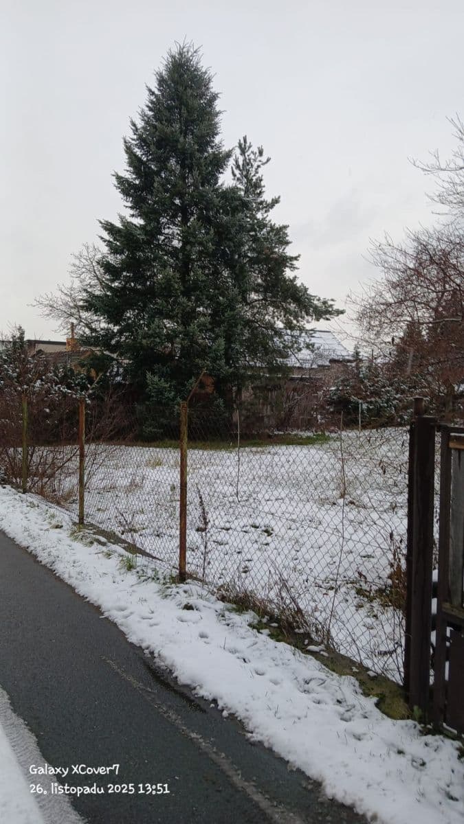 Predaj pozemku 1.137 m², Tolarova, Pardubice, Pardubický kraj Predaj pozemku 1.137 m², Tolarova, Pardubice, Pardubický kraj