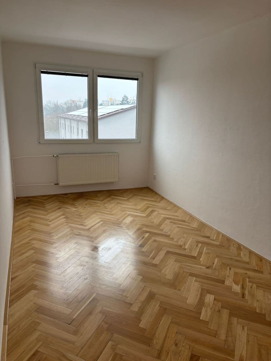Prenájom bytu 2-izbový 50 m², Písecká, Strakonice, Jihočeský kraj Prenájom bytu 2-izbový 50 m², Písecká, Strakonice, Jihočeský kraj