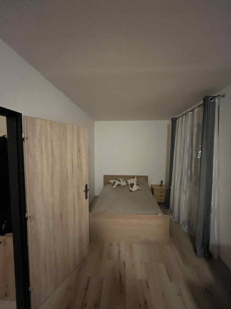 Prenájom bytu 3-izbový 70 m², Přímětická, Praha, Praha Prenájom bytu 3-izbový 70 m², Přímětická, Praha, Praha